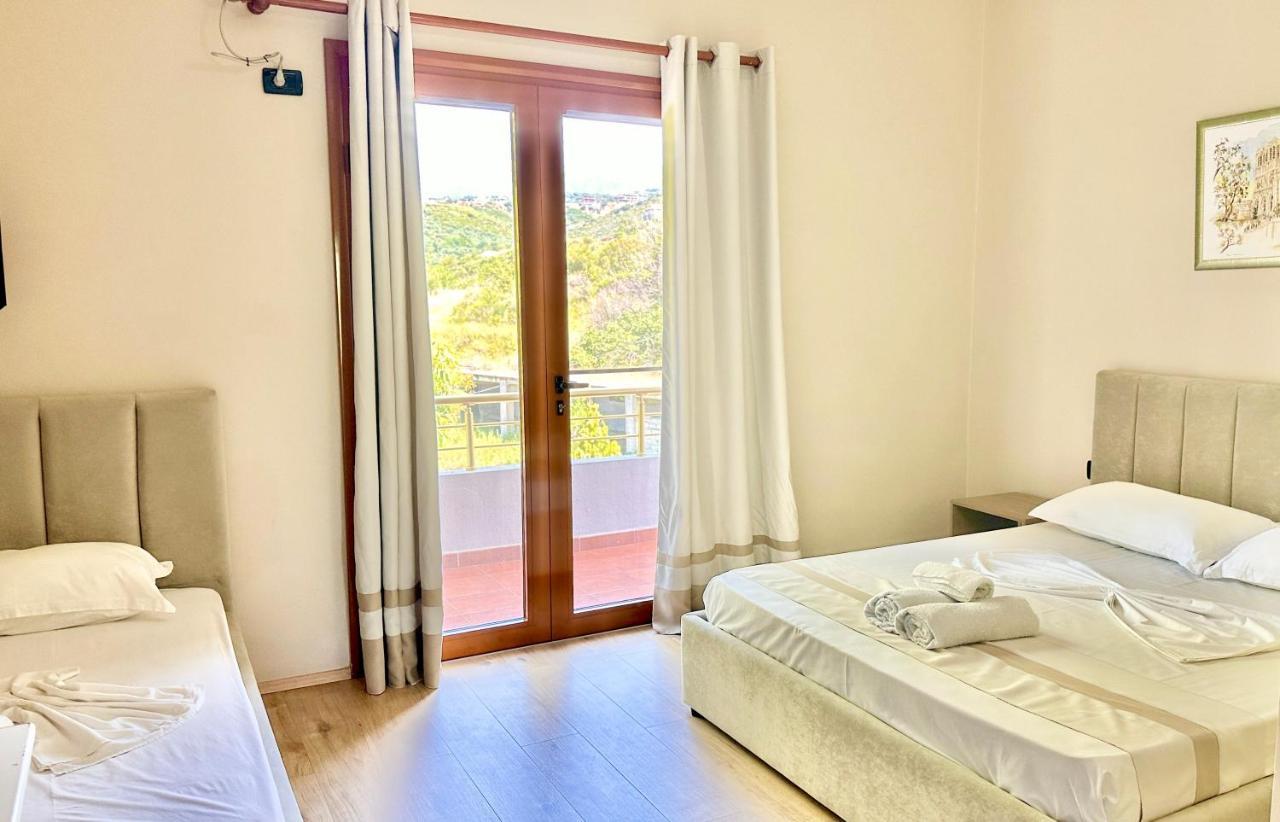 Hotel Denta Radhimë Exteriér fotografie