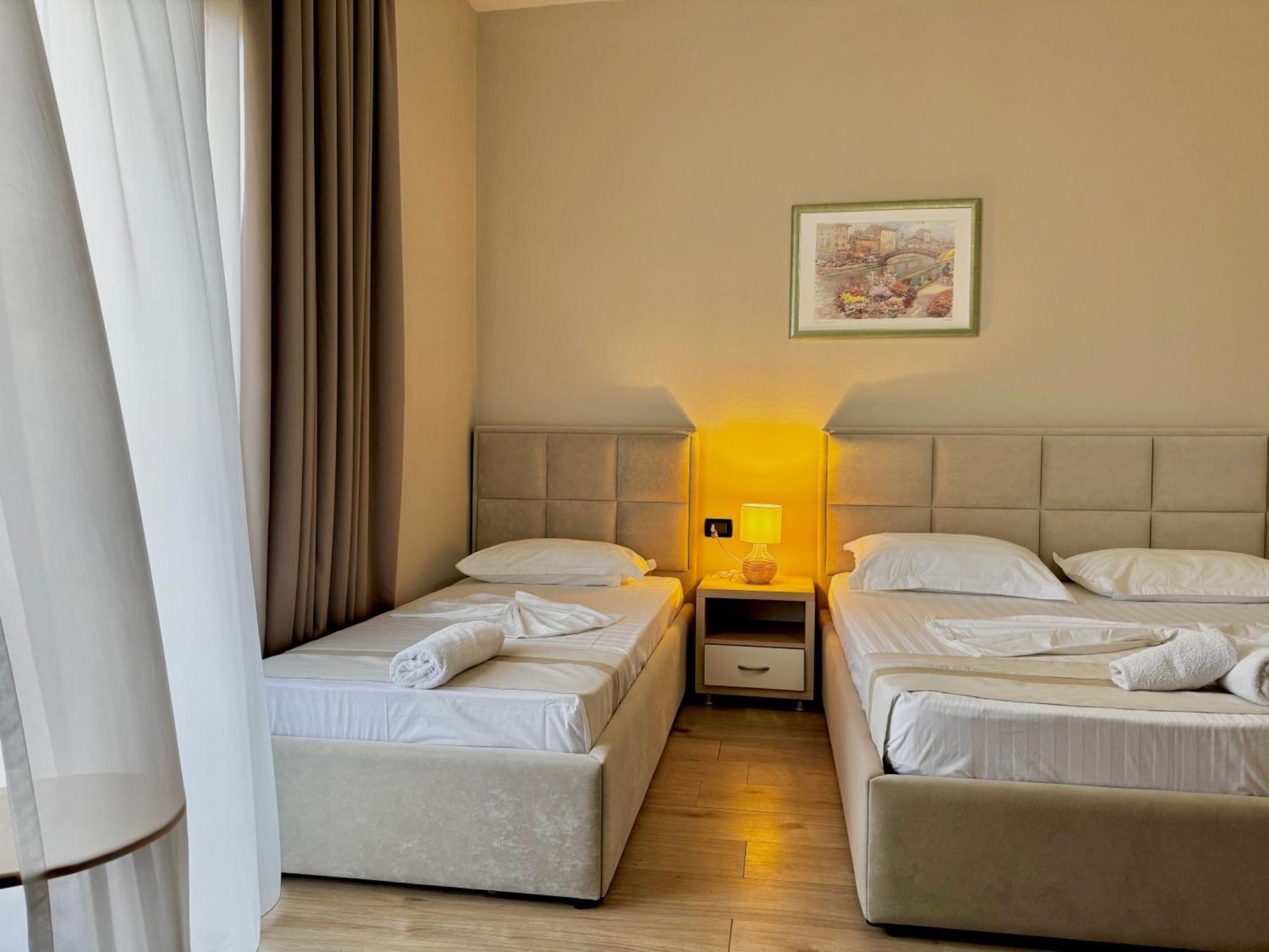Hotel Denta Radhimë Exteriér fotografie