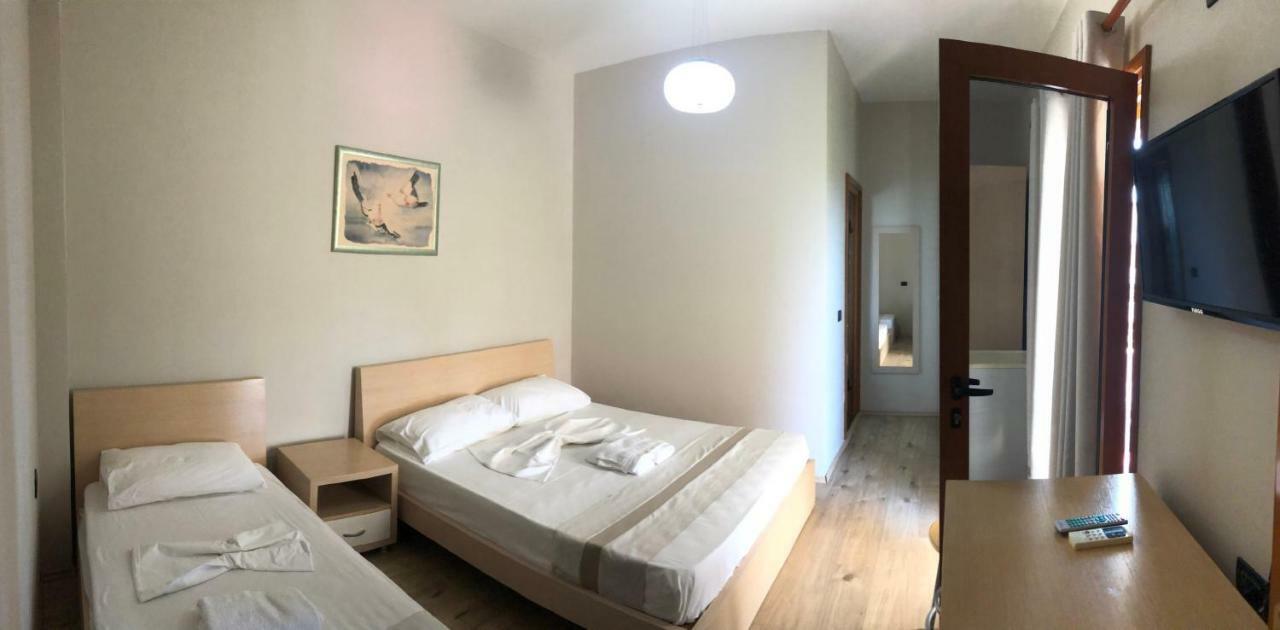 Hotel Denta Radhimë Exteriér fotografie